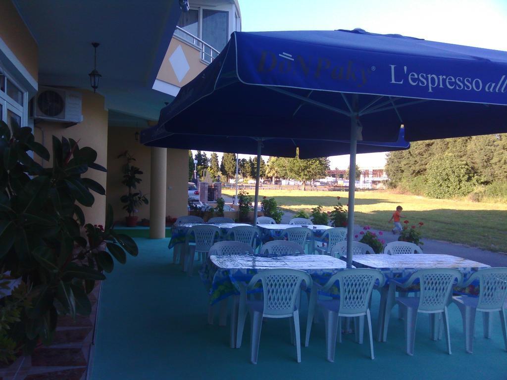 Grandino Rooms & Apartments Ulcinj Zimmer foto